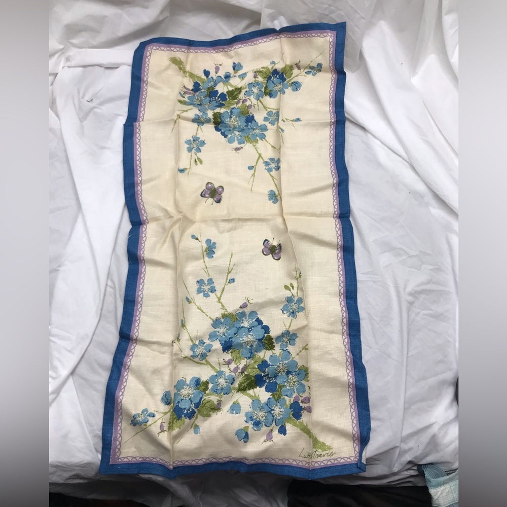 Luther Travis Vintage Linen Tea Towels Blue Flowers & Butterflies 🦋